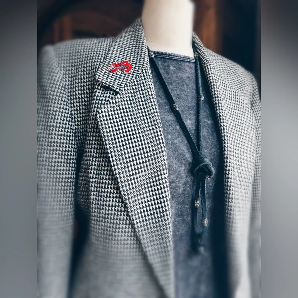 Vintage Tie or Lapel Tack